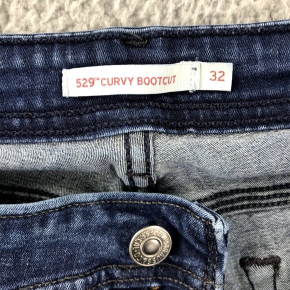 LEVIS 529 Womens Size 32 Dark Wash Mid Rise Distressed Curvy Bootcut Jeans 32x28 - Picture 7 of 16